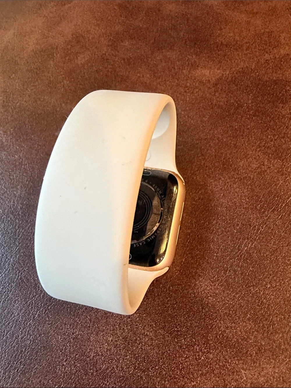 Apple Watch with Blush Silicone Band. Series 4.